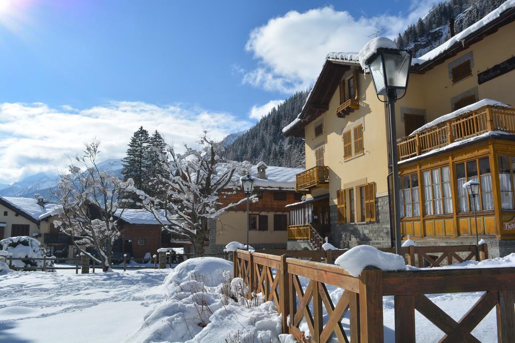 Hotel Villa Tedaldi Грессоне-Сен-Жан Экстерьер фото